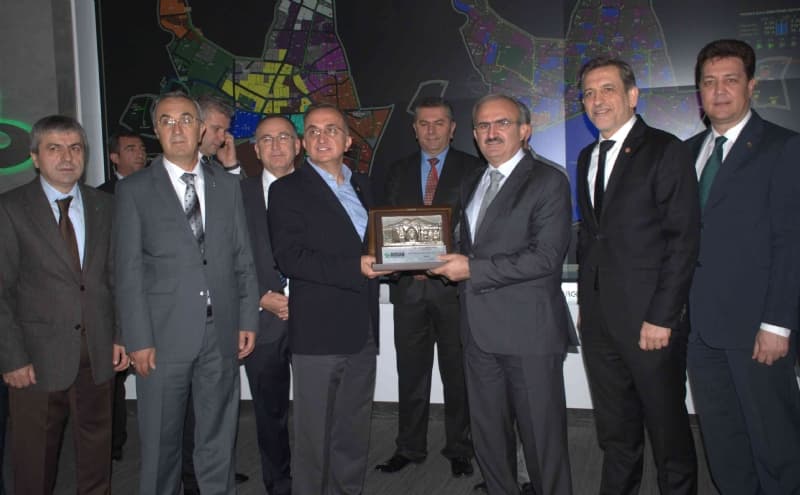dosab_ferudun_kahraman_munir_karaloglu_plaket