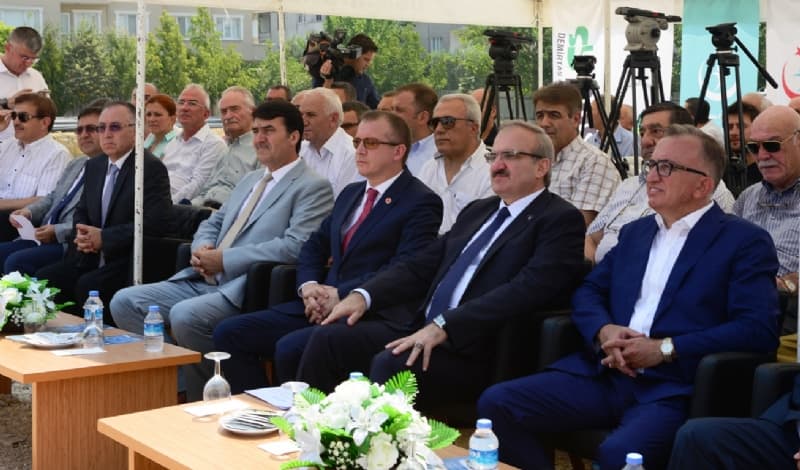 DOSAB Semt Poliklinigi Temel Atma Toreni (3)