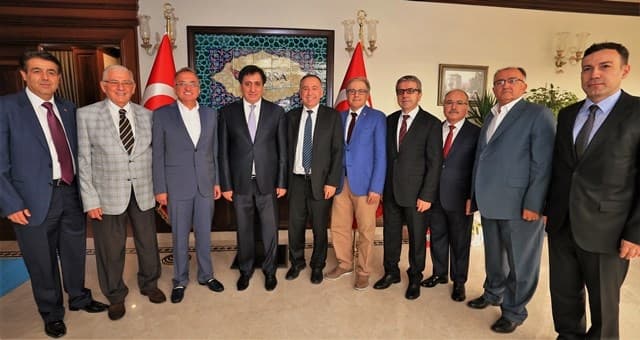 DOSAB YÖNETİM KURULU VALİ KÜÇÜK`Ü ZİYARET ETTİ