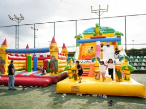 CAN02080